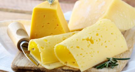 Союзмолоко: Производство сыров и сырных продуктов в России в январе - августе выросло на 4,2%