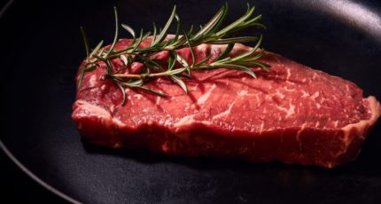 В 2022 году россияне установили новый рекорд в поедании мяса